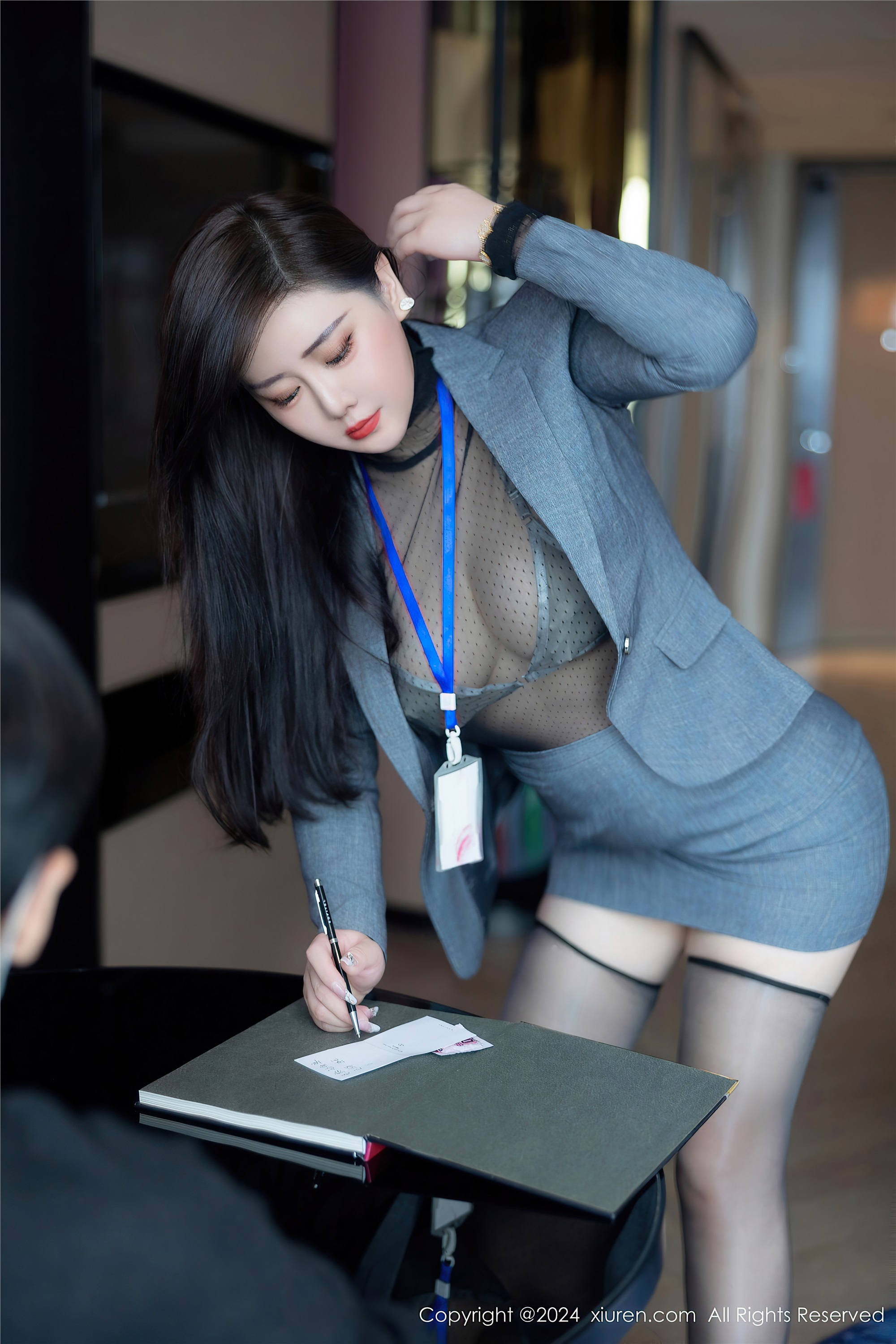 Xiuren秀人网 2024.06.17 NO.8712 王婉悠Queen